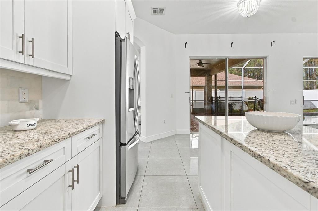 En Venta: $569,000 (5 camas, 3 baños, 3032 Pies cuadrados)
