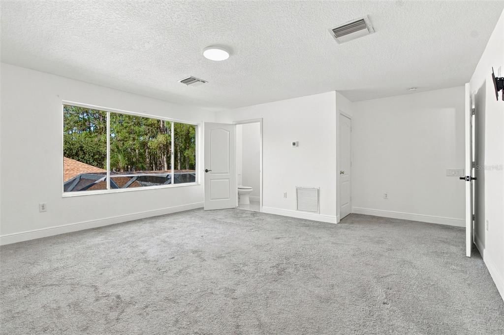 En Venta: $569,000 (5 camas, 3 baños, 3032 Pies cuadrados)