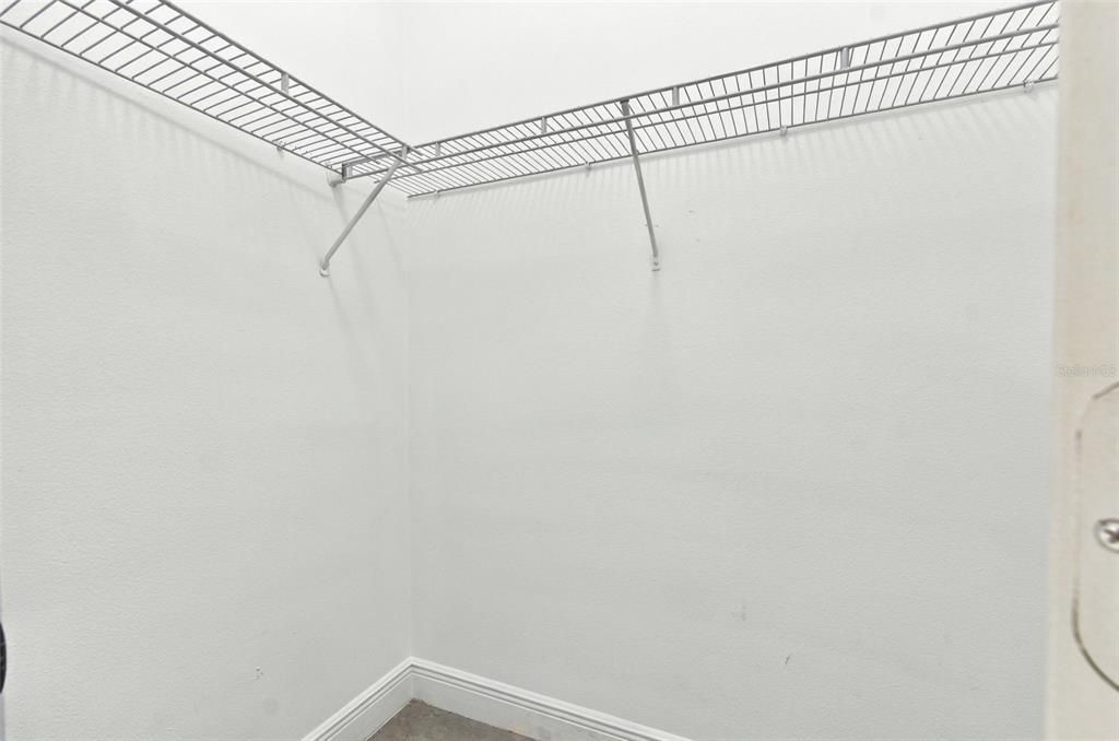En Venta: $569,000 (5 camas, 3 baños, 3032 Pies cuadrados)