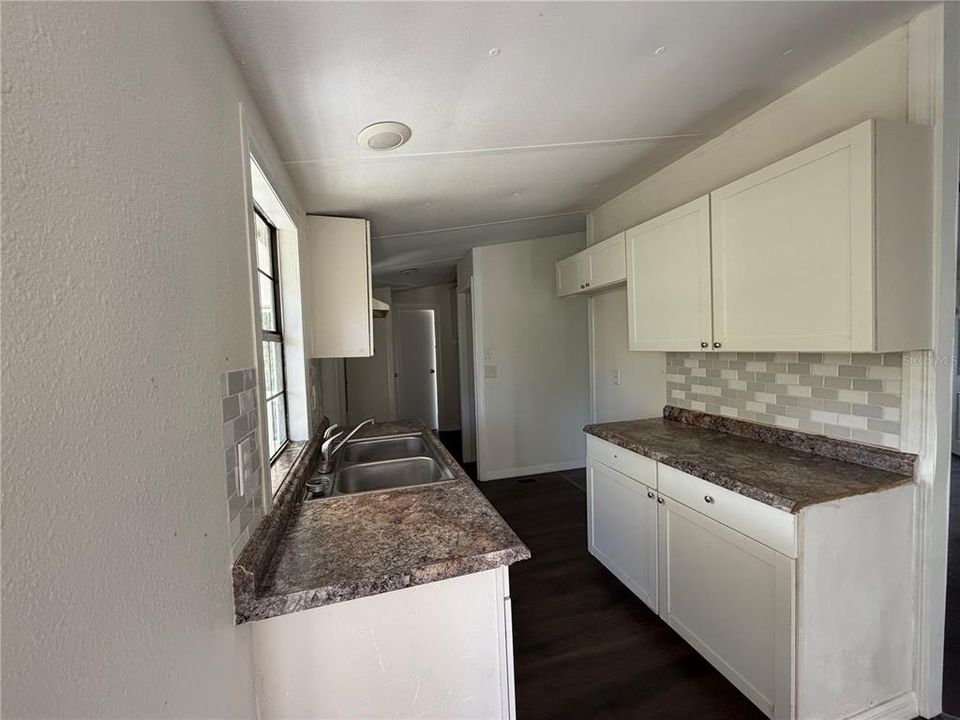 En Venta: $160,000 (3 camas, 2 baños, 908 Pies cuadrados)