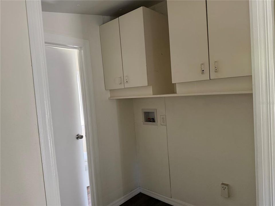 En Venta: $160,000 (3 camas, 2 baños, 908 Pies cuadrados)