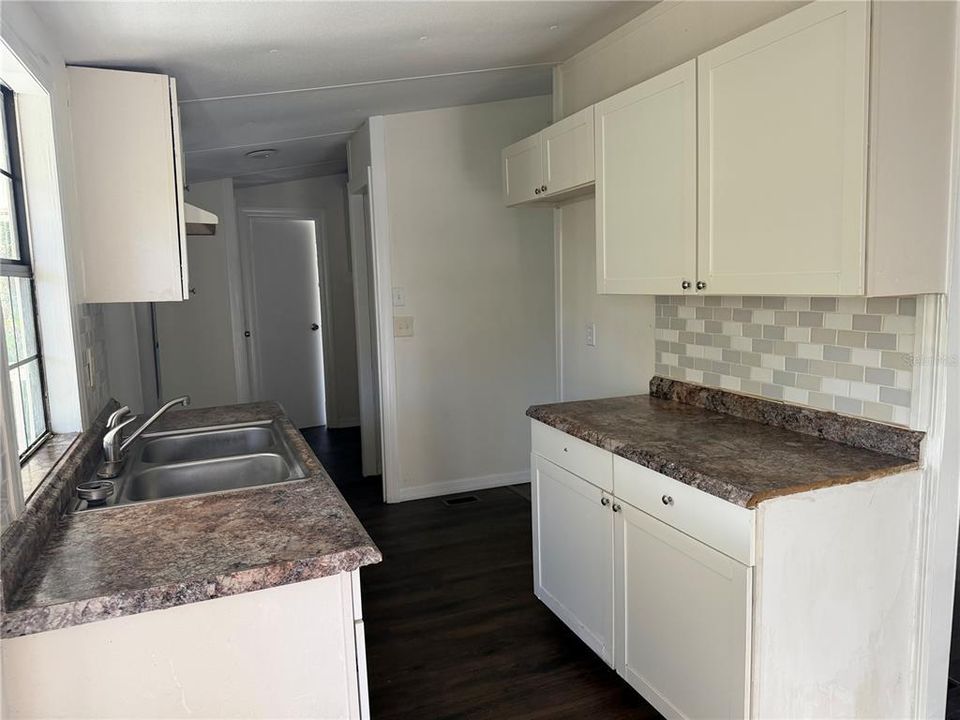 En Venta: $160,000 (3 camas, 2 baños, 908 Pies cuadrados)
