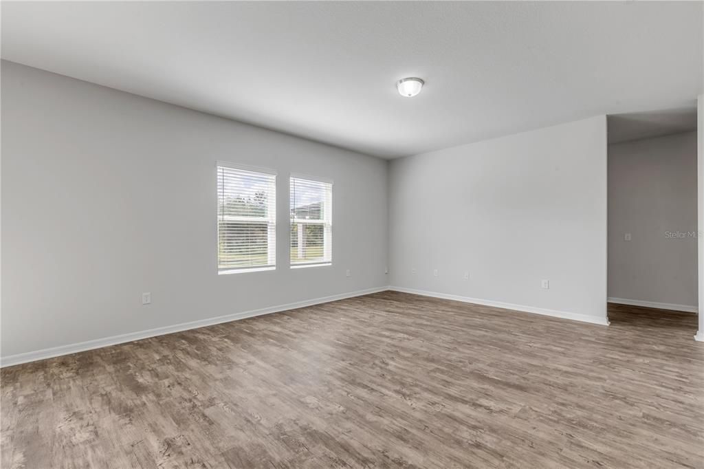 For Sale: $369,900 (4 beds, 2 baths, 2420 Square Feet)