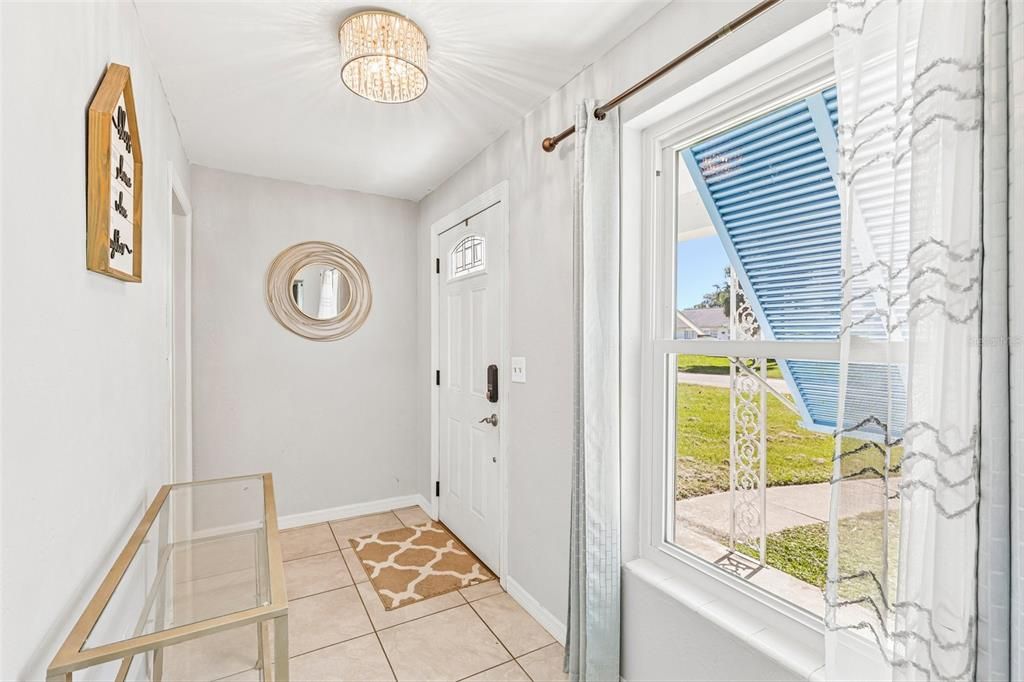 En Venta: $445,000 (3 camas, 2 baños, 1862 Pies cuadrados)