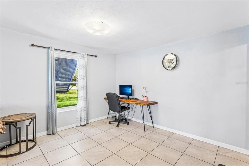 En Venta: $445,000 (3 camas, 2 baños, 1862 Pies cuadrados)