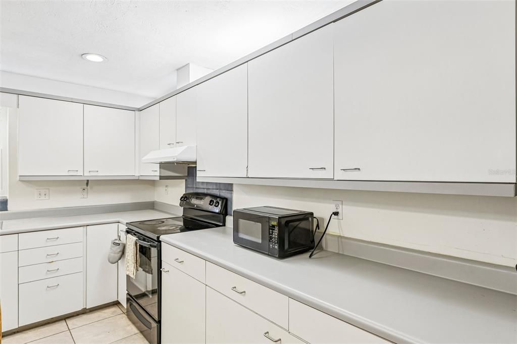 En Venta: $445,000 (3 camas, 2 baños, 1862 Pies cuadrados)