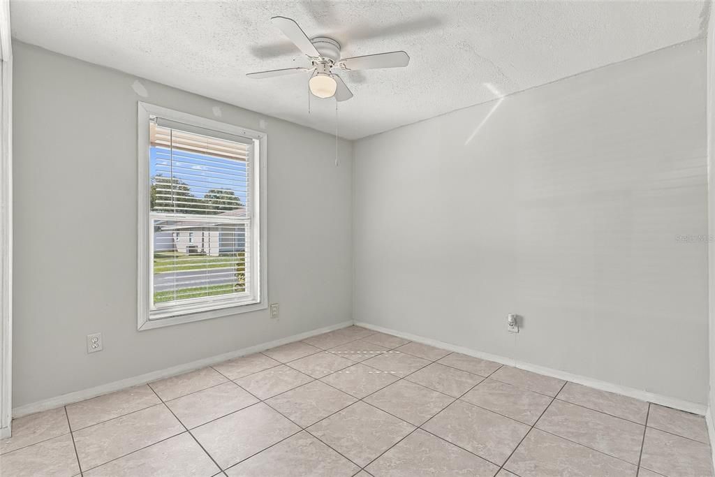 For Sale: $365,000 (3 beds, 2 baths, 1082 Square Feet)