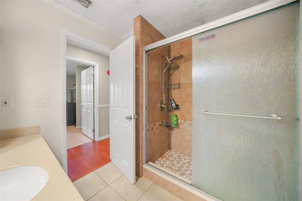 На продажу: $479,900 (3 спален, 2 ванн, 2394 Квадратных фут)