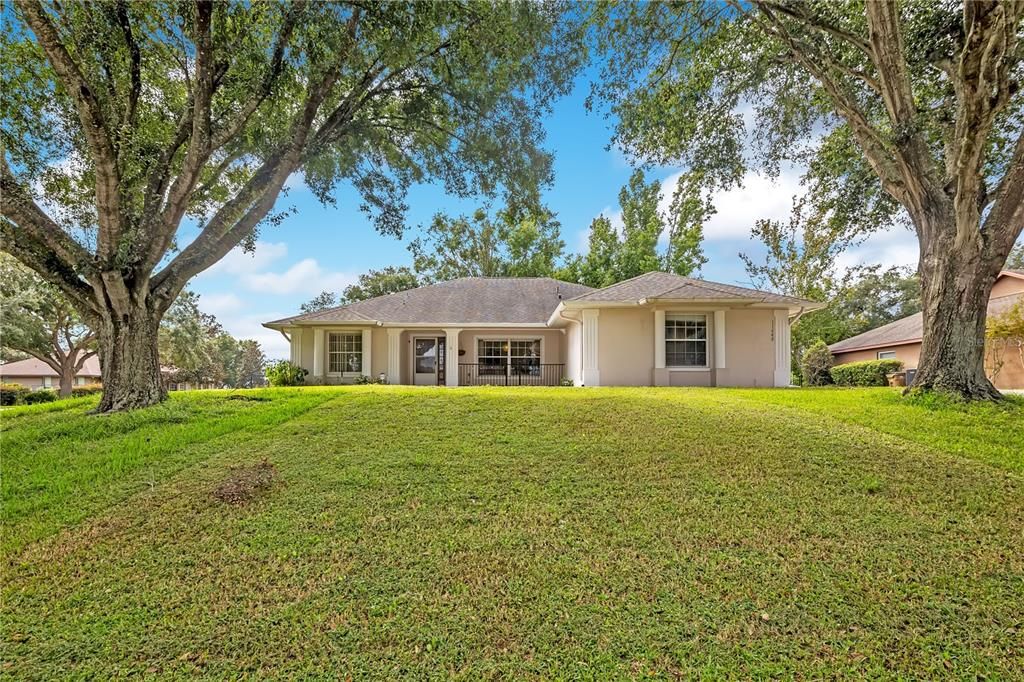 For Sale: $439,000 (3 beds, 2 baths, 1706 Square Feet)