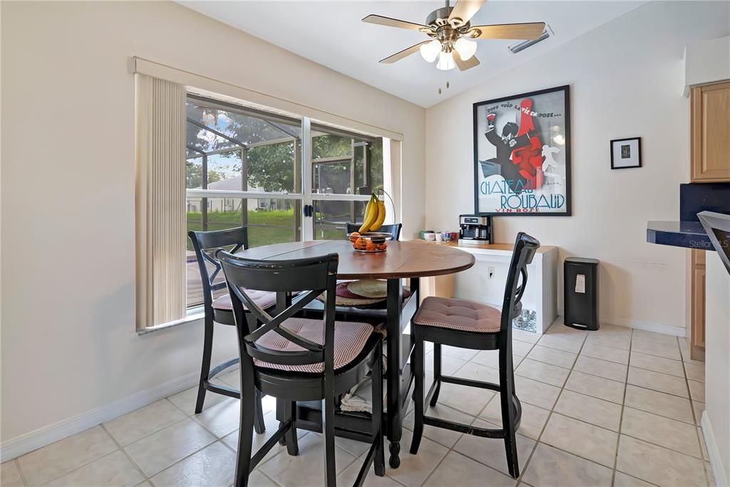 For Sale: $439,000 (3 beds, 2 baths, 1706 Square Feet)