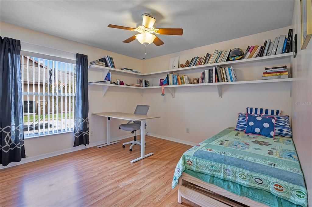 For Sale: $439,000 (3 beds, 2 baths, 1706 Square Feet)