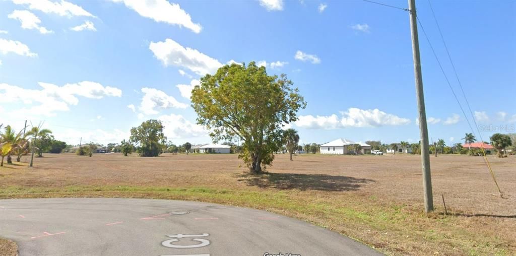 На продажу: $50,000 (0.26 acres)