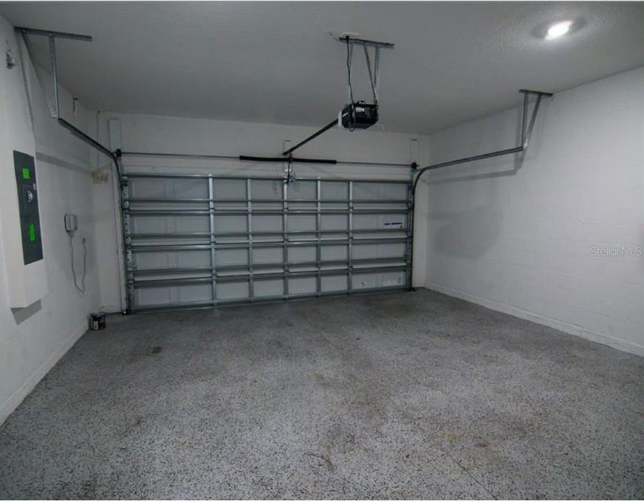 En Renta: $2,600 (4 camas, 3 baños, 2080 Pies cuadrados)