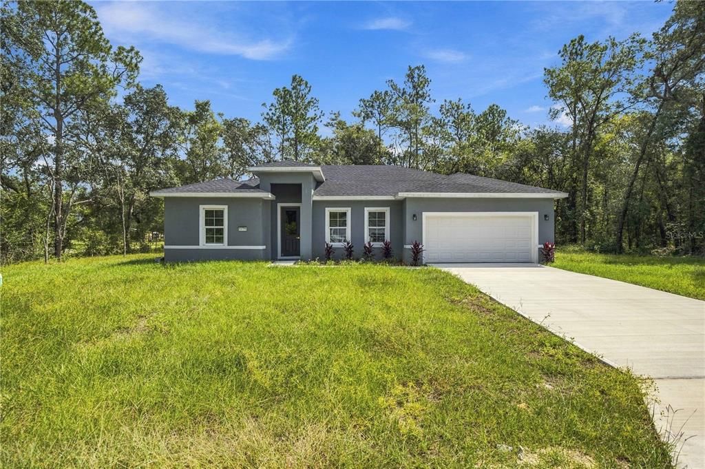 For Sale: $292,000 (4 beds, 2 baths, 1808.4 Square Feet)