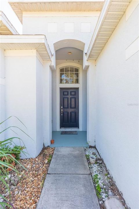 For Rent: $1,995 (3 beds, 2 baths, 1726 Square Feet)