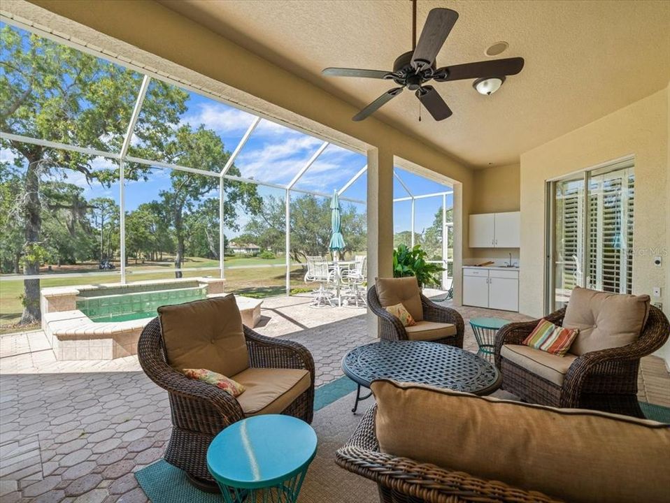 For Rent: $2,500 (4 beds, 3 baths, 2463 Square Feet)