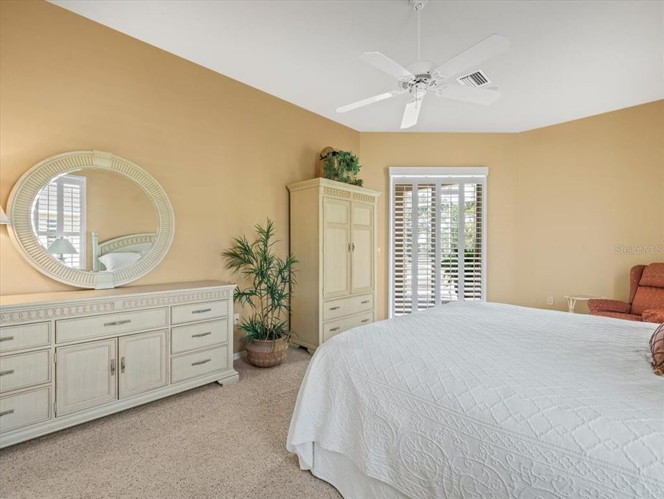 For Rent: $2,500 (4 beds, 3 baths, 2463 Square Feet)