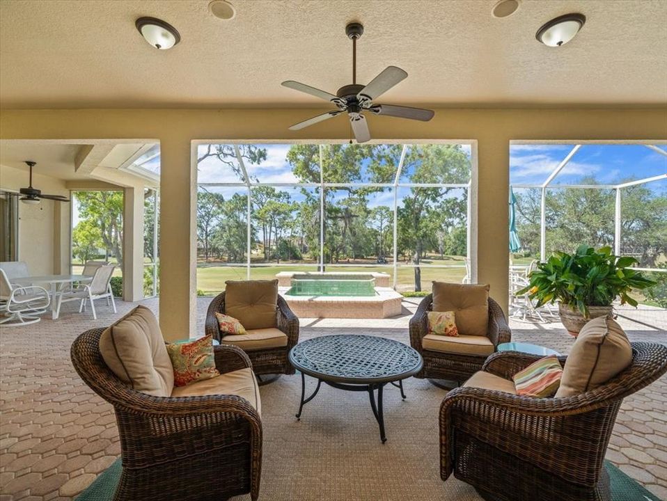 For Rent: $2,500 (4 beds, 3 baths, 2463 Square Feet)