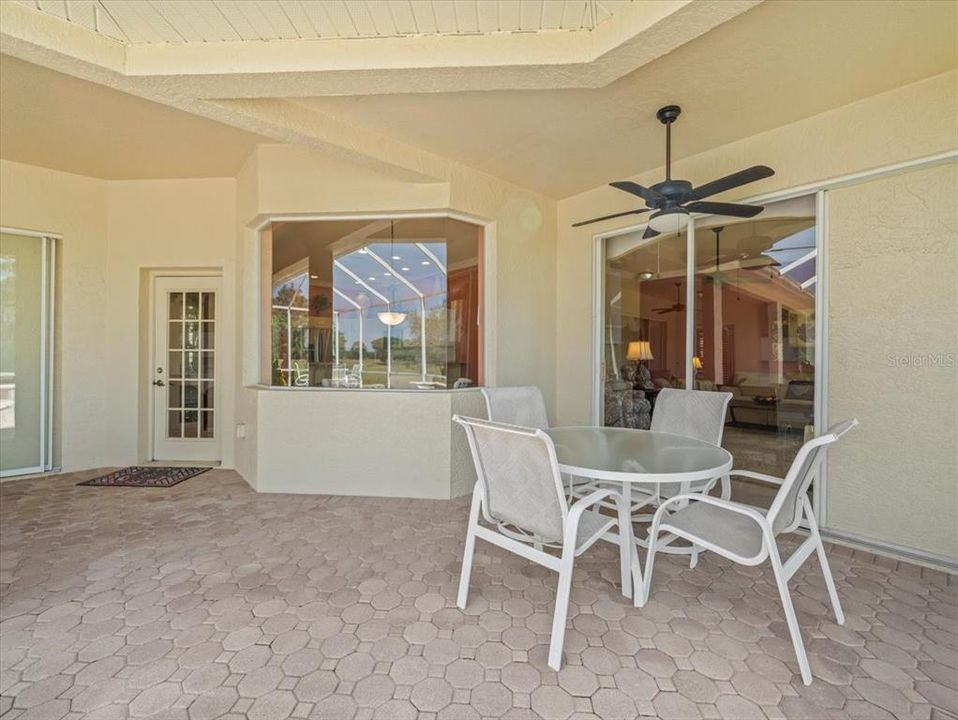 For Rent: $2,500 (4 beds, 3 baths, 2463 Square Feet)