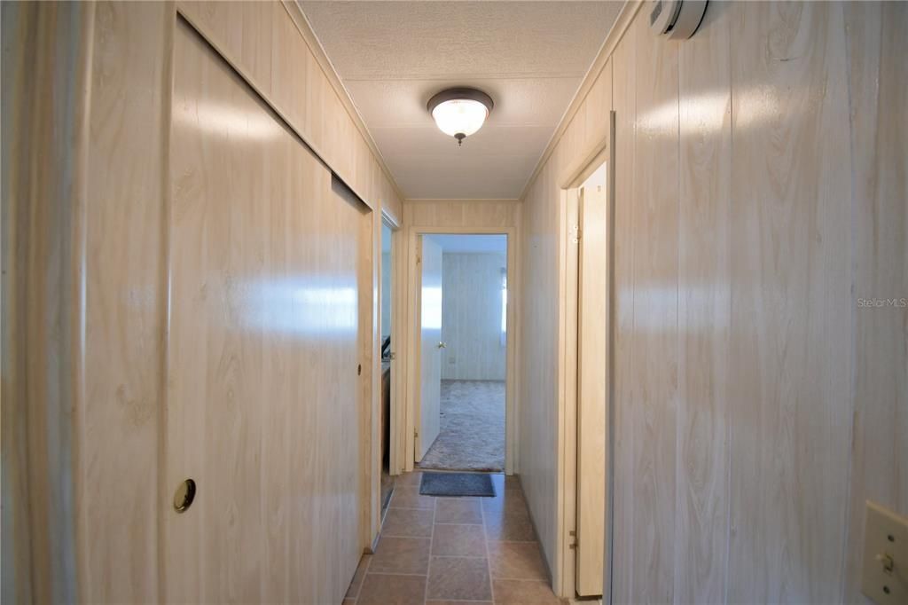 На продажу: $109,000 (2 спален, 2 ванн, 1056 Квадратных фут)