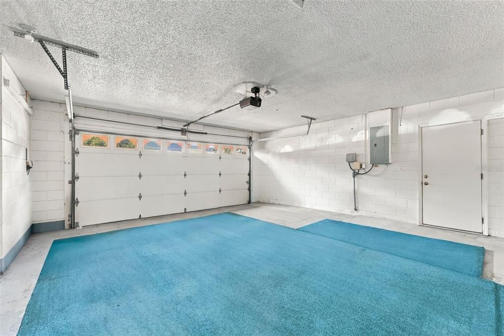 На продажу: $385,000 (3 спален, 2 ванн, 1704 Квадратных фут)