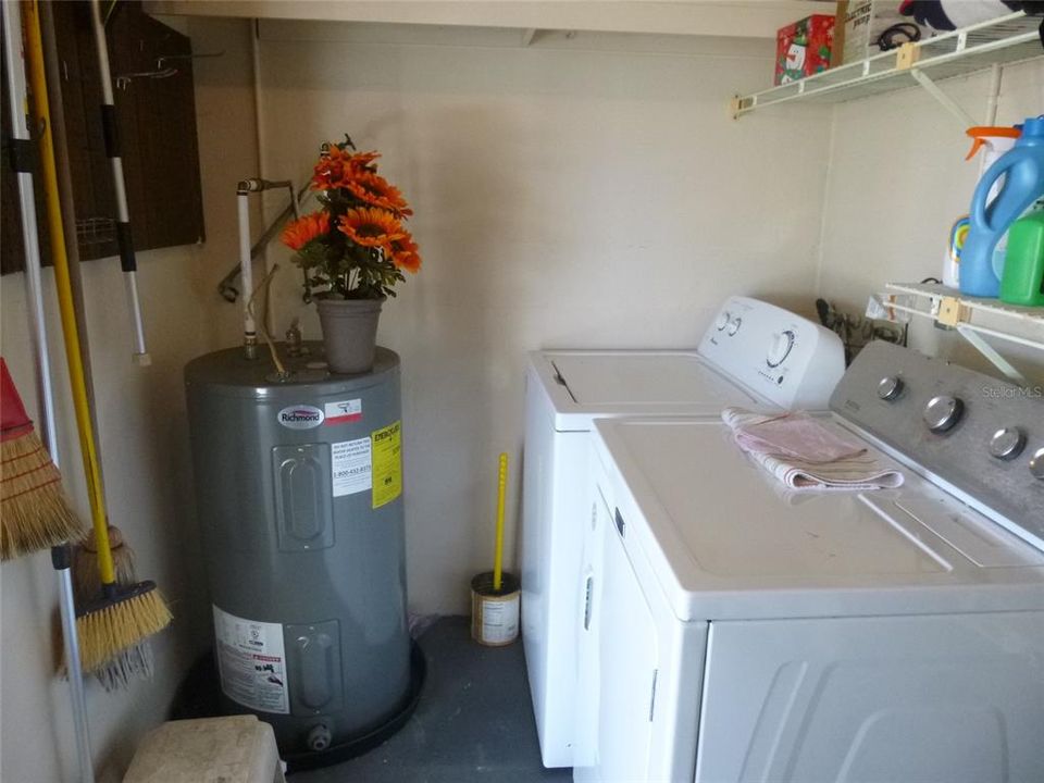 For Sale: $235,000 (3 beds, 1 baths, 1488 Square Feet)