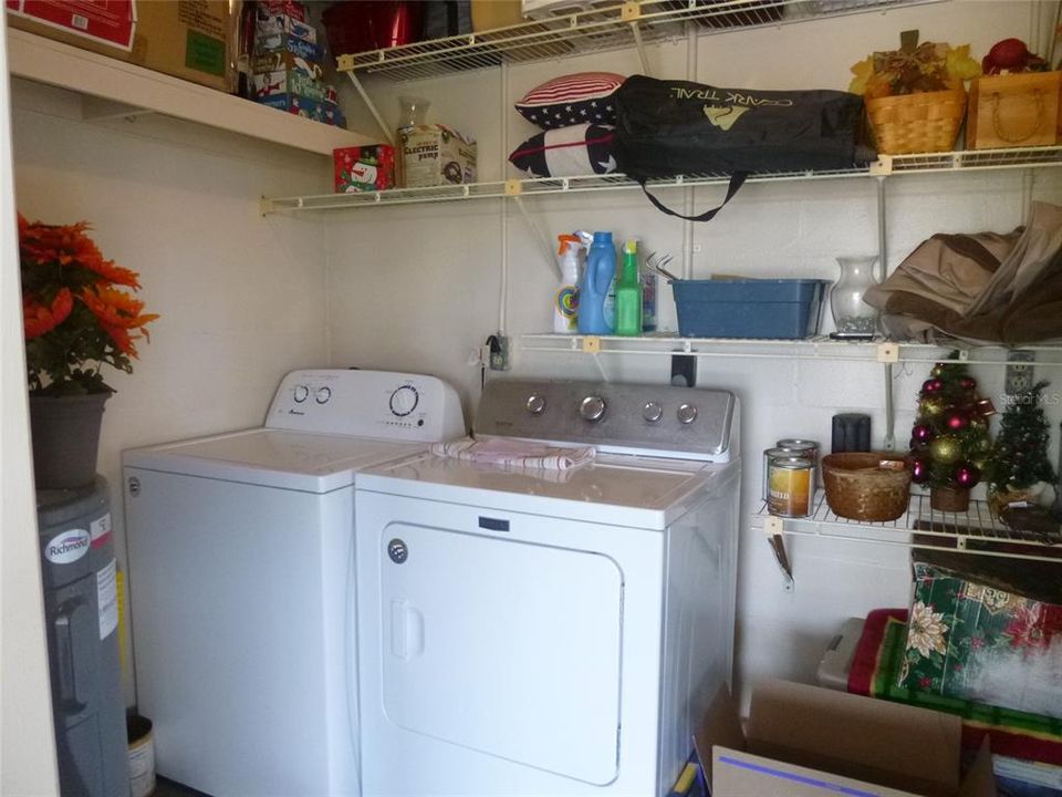For Sale: $235,000 (3 beds, 1 baths, 1488 Square Feet)