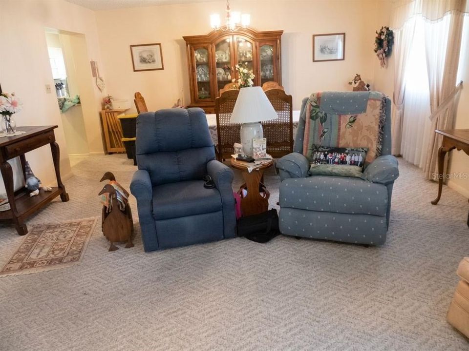 For Sale: $235,000 (3 beds, 1 baths, 1488 Square Feet)