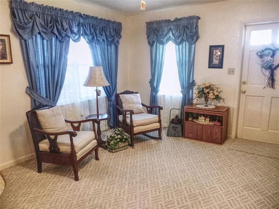 For Sale: $235,000 (3 beds, 1 baths, 1488 Square Feet)