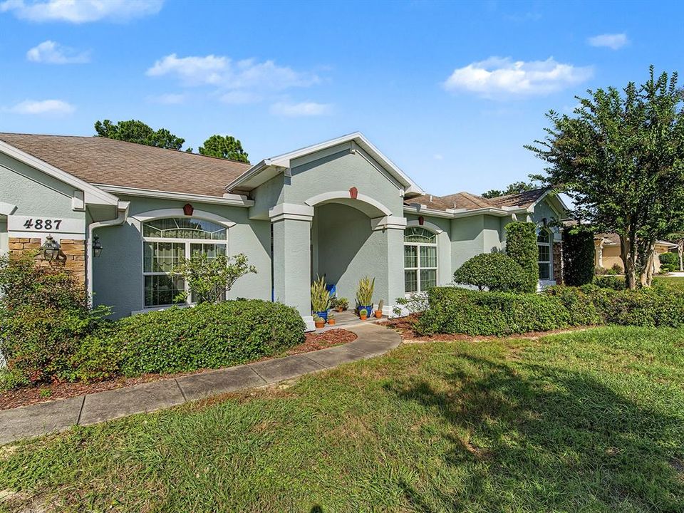 For Sale: $424,500 (3 beds, 2 baths, 2394 Square Feet)