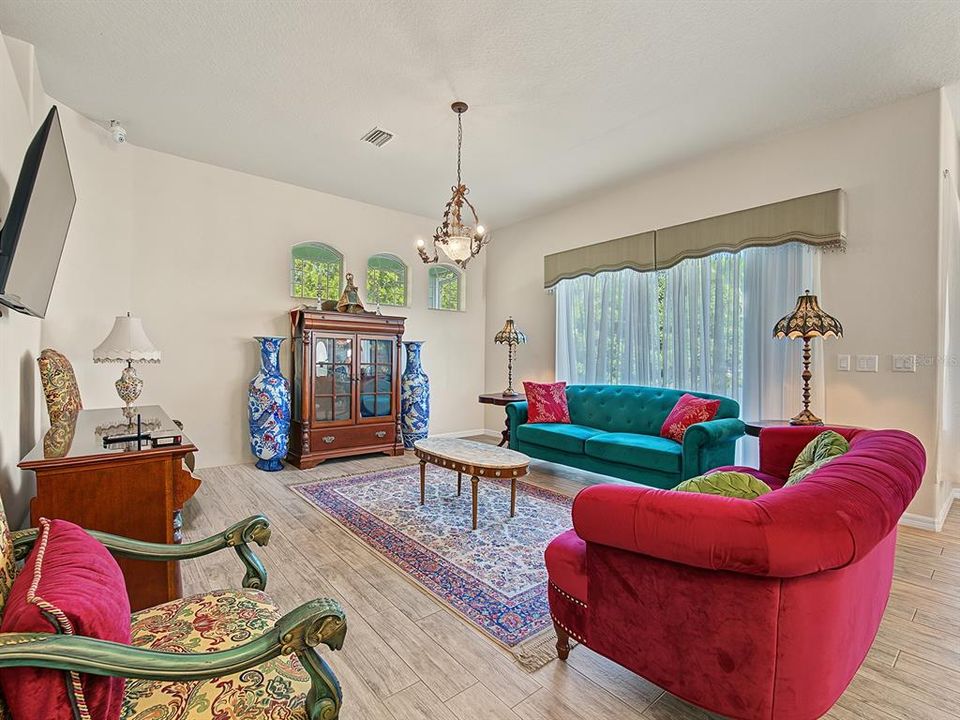 For Sale: $424,500 (3 beds, 2 baths, 2394 Square Feet)