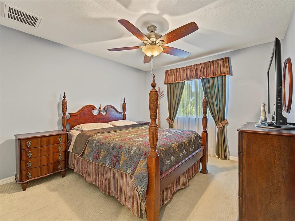 For Sale: $424,500 (3 beds, 2 baths, 2394 Square Feet)