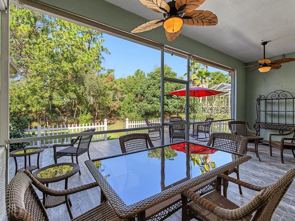 For Sale: $424,500 (3 beds, 2 baths, 2394 Square Feet)