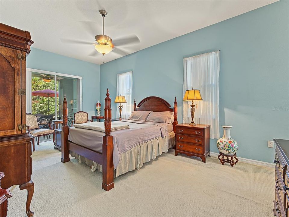 For Sale: $424,500 (3 beds, 2 baths, 2394 Square Feet)