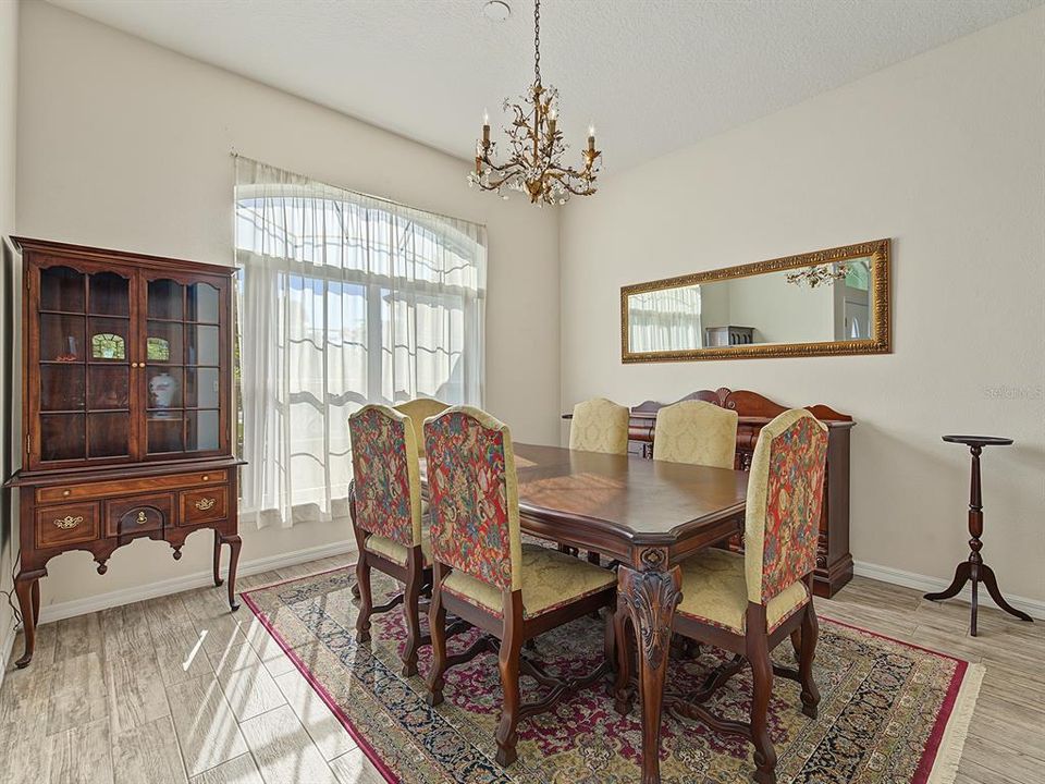 For Sale: $424,500 (3 beds, 2 baths, 2394 Square Feet)