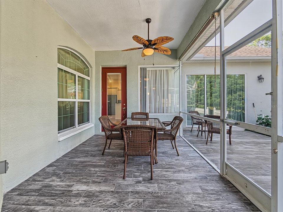 For Sale: $424,500 (3 beds, 2 baths, 2394 Square Feet)