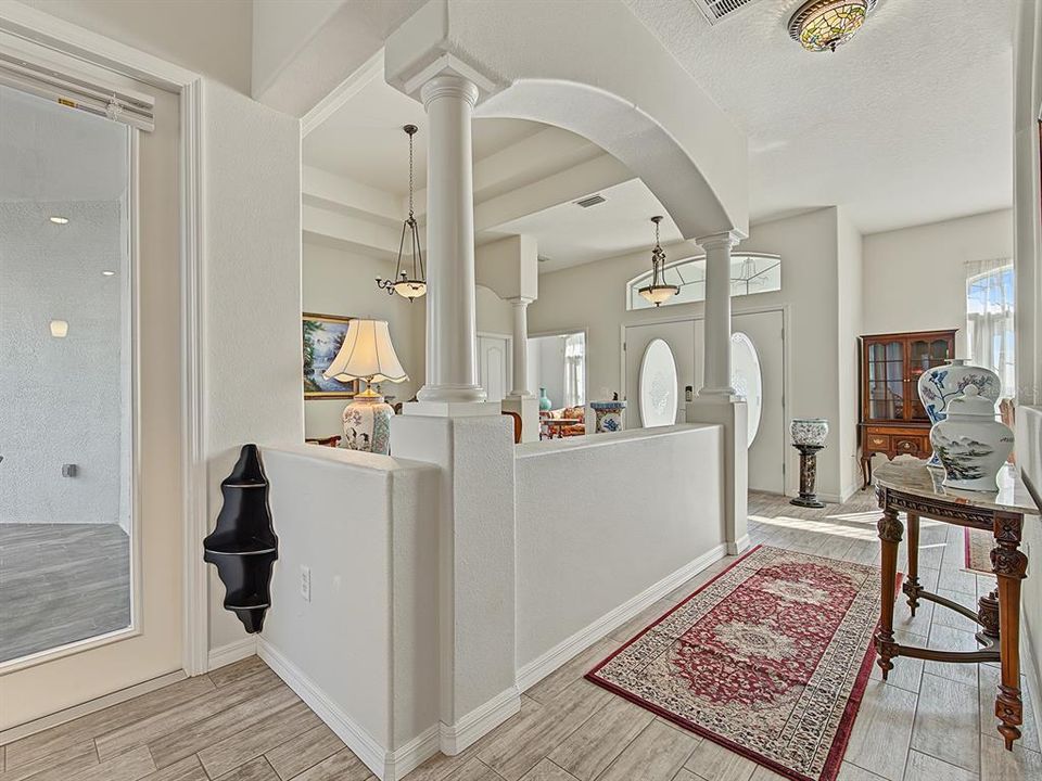 For Sale: $424,500 (3 beds, 2 baths, 2394 Square Feet)