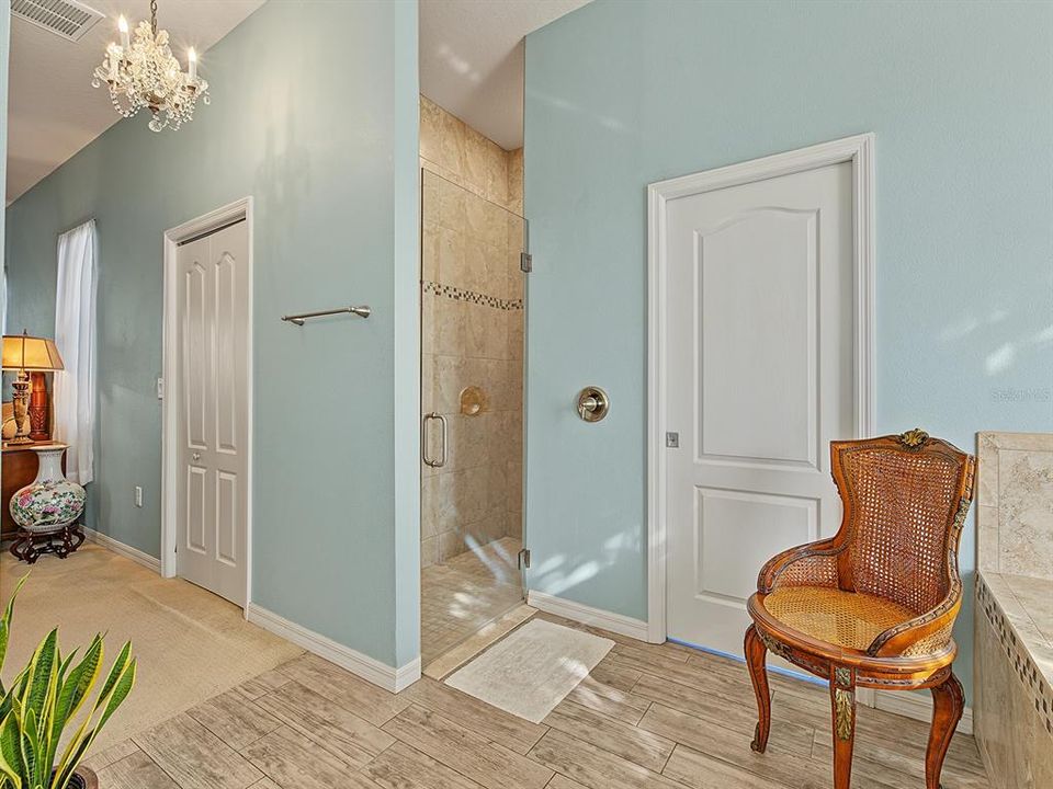 For Sale: $424,500 (3 beds, 2 baths, 2394 Square Feet)