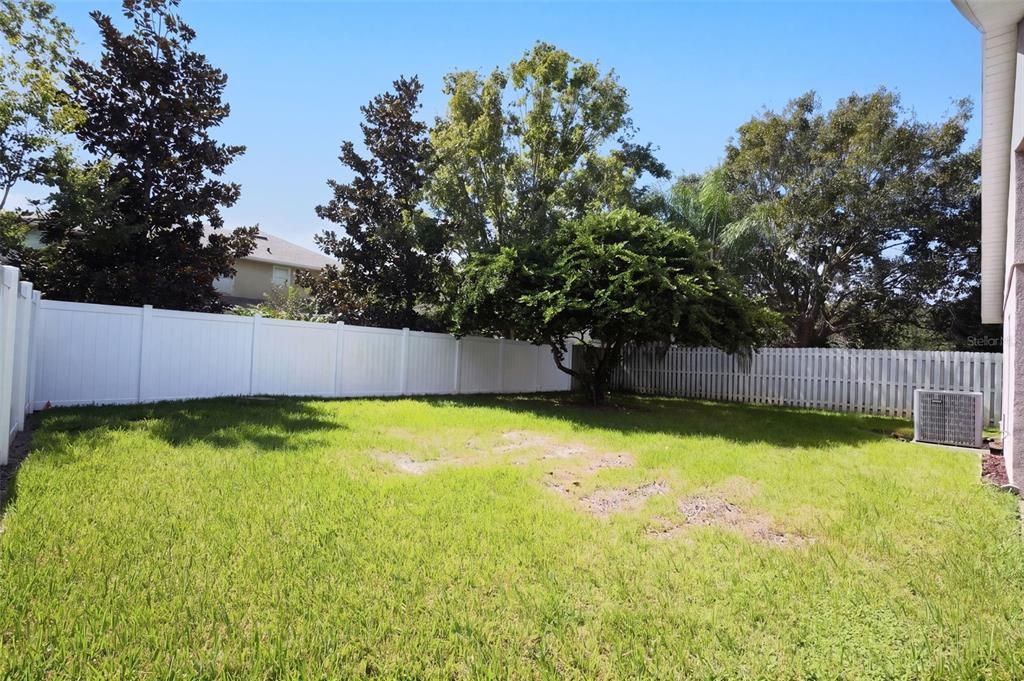 На продажу: $379,900 (3 спален, 2 ванн, 1748 Квадратных фут)