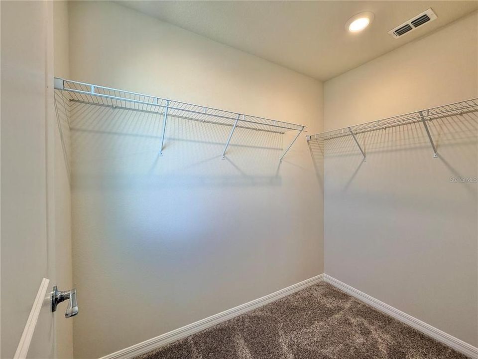 В аренду: $2,850 (3 спален, 2 ванн, 1641 Квадратных фут)