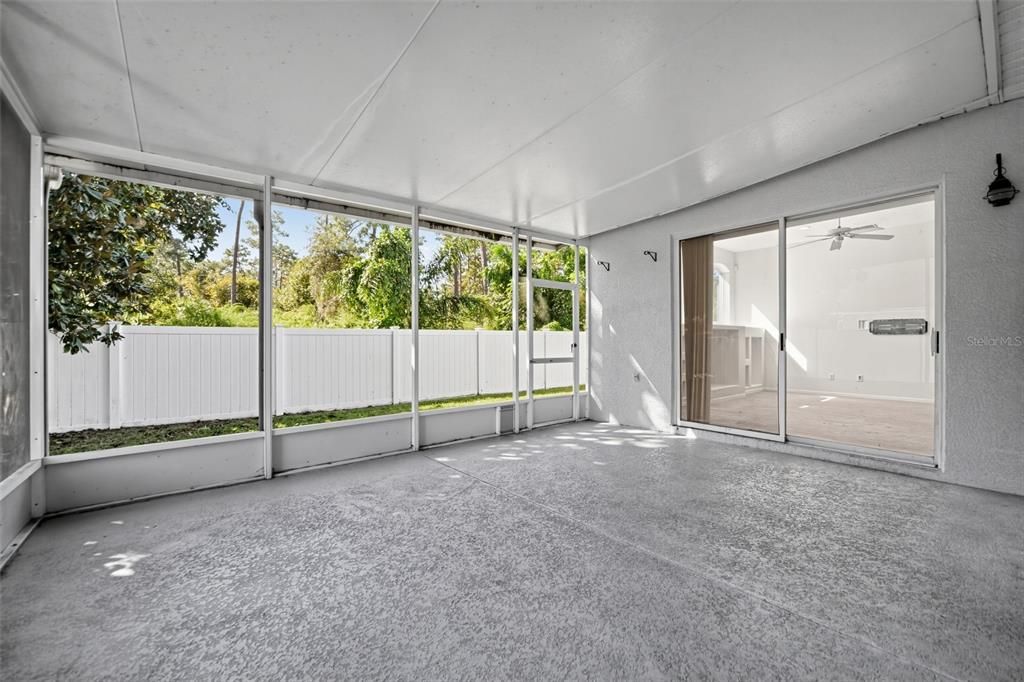 For Sale: $399,900 (3 beds, 2 baths, 1884 Square Feet)
