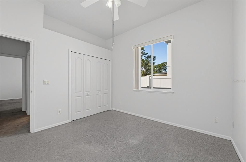 For Sale: $399,900 (3 beds, 2 baths, 1884 Square Feet)