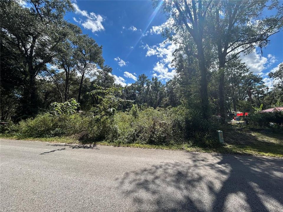 En Venta: $33,000 (0.24 acres)