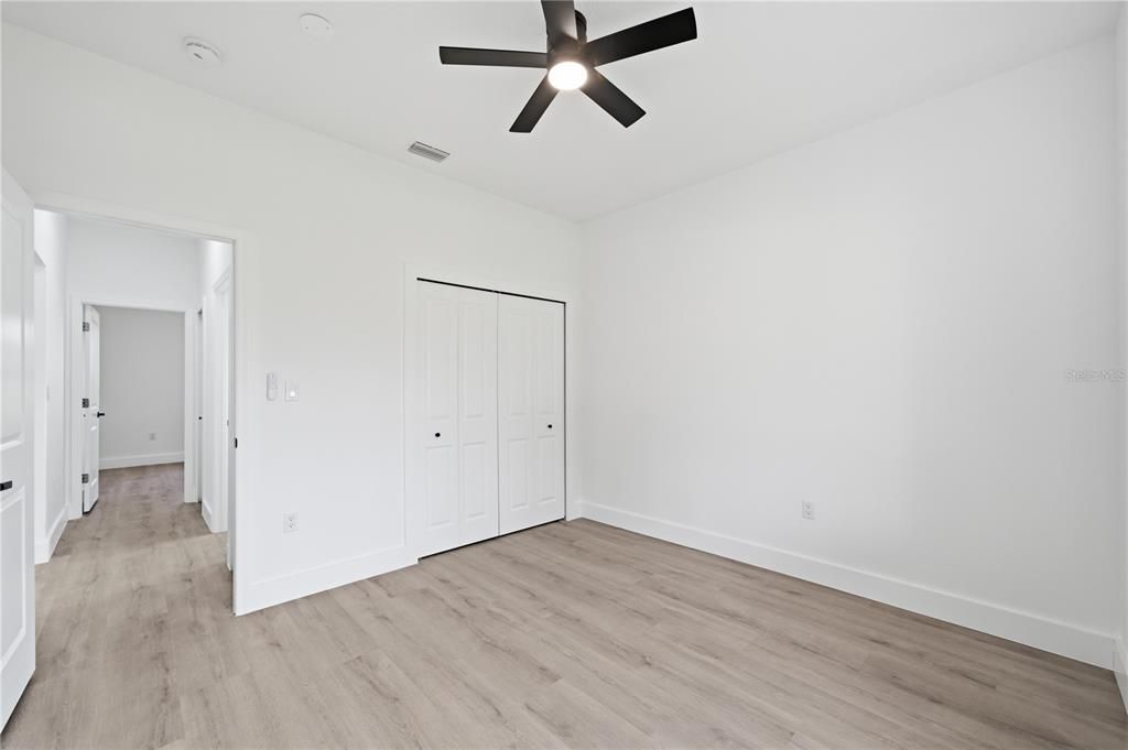 For Sale: $299,000 (3 beds, 2 baths, 1492 Square Feet)