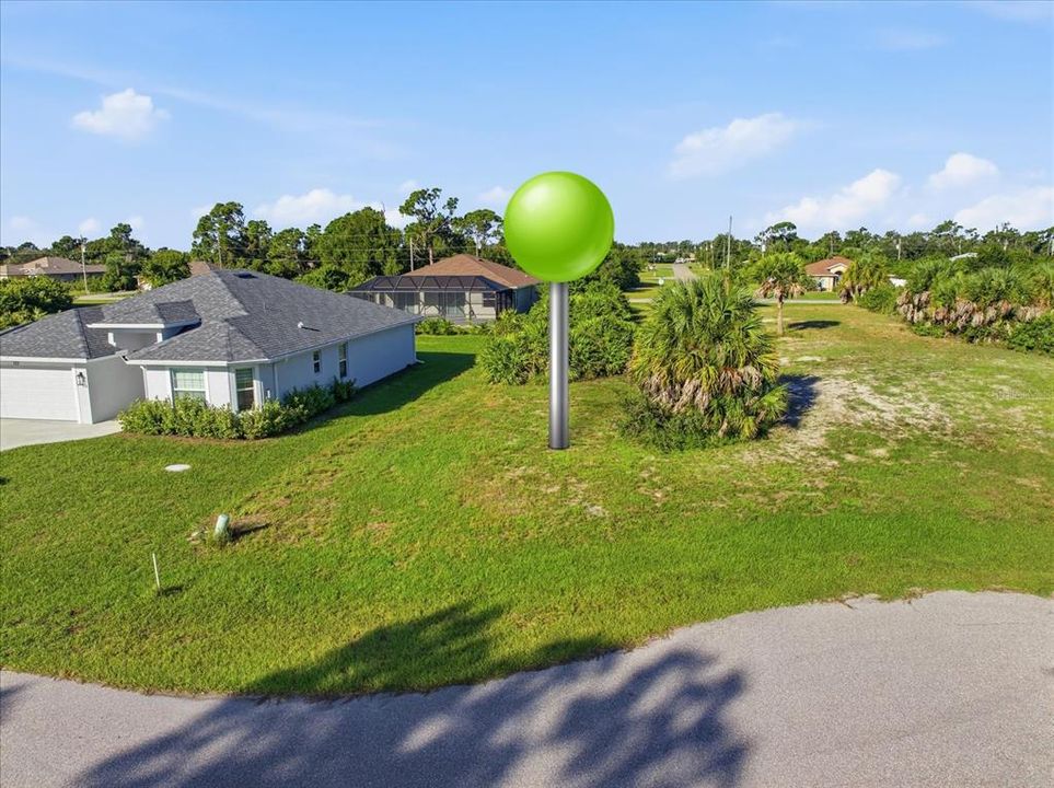 待售: $23,000 (0.18 acres)