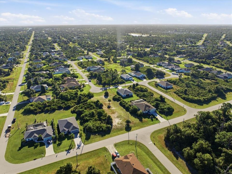 待售: $23,000 (0.18 acres)