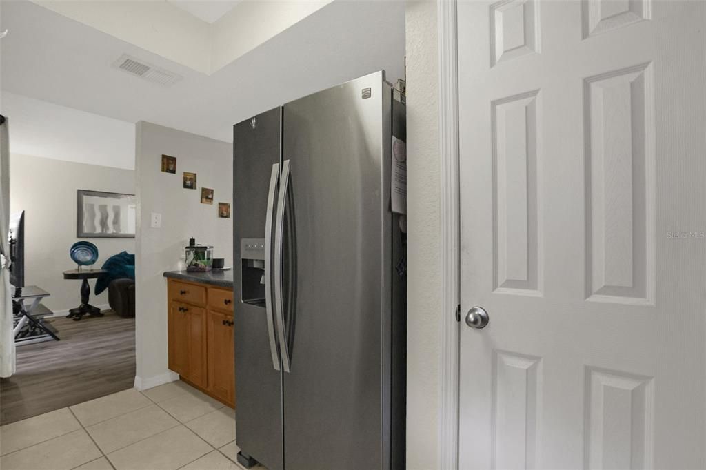 For Sale: $159,000 (2 beds, 2 baths, 876 Square Feet)