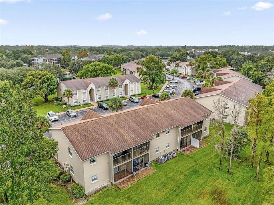 For Sale: $159,000 (2 beds, 2 baths, 876 Square Feet)