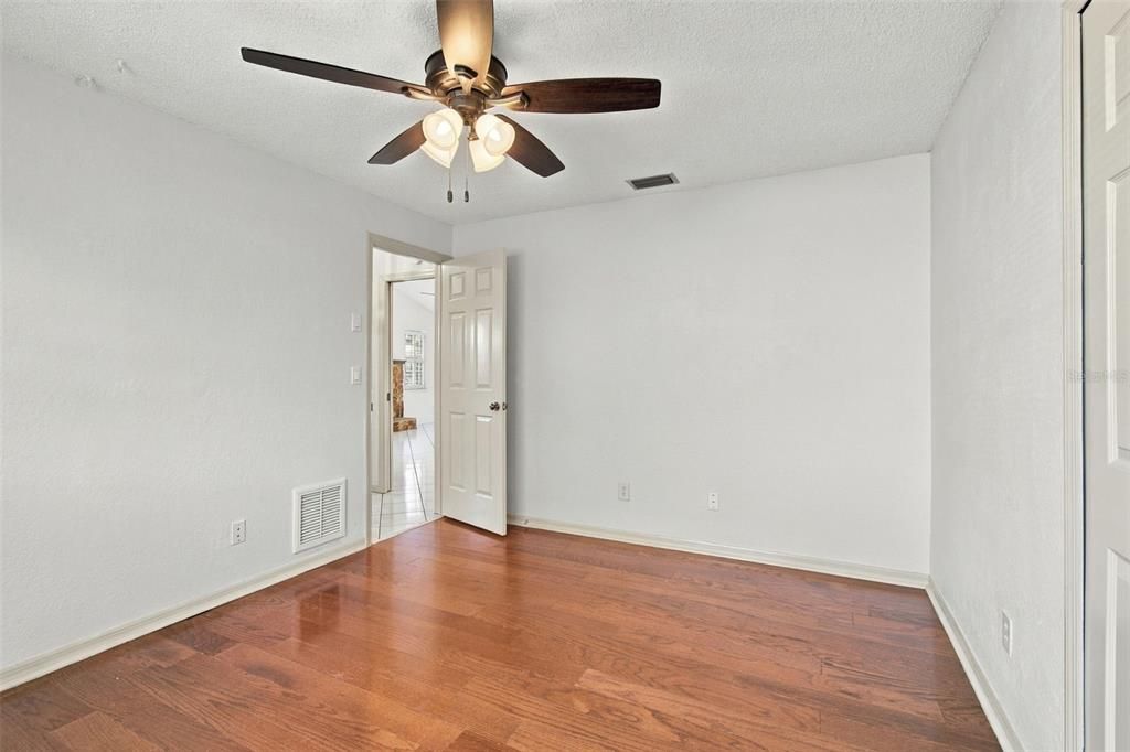 For Rent: $3,000 (3 beds, 2 baths, 1854 Square Feet)