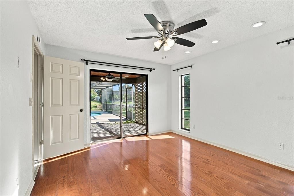 For Rent: $3,000 (3 beds, 2 baths, 1854 Square Feet)